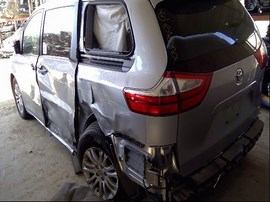 2015 TOYOTA SIENNA, SILVER, XLE, 3.5L, FWD,  Z25046
